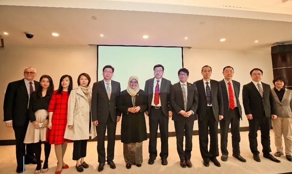 联合国副秘书长调研世界城市日事务协调中心