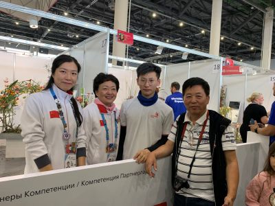 同学少年，砥砺前行，用青春书写新时代的荣光！ <br/>逐梦喀山，再创辉煌，以优异成绩献礼建国七十周年！