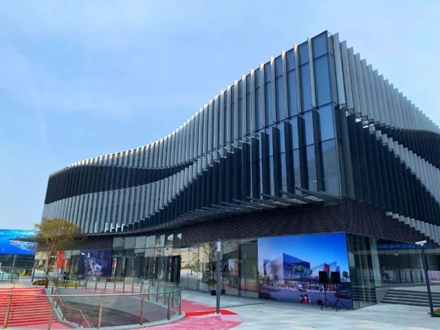 1203_110437_205.jpg 640.webp (28).jpg